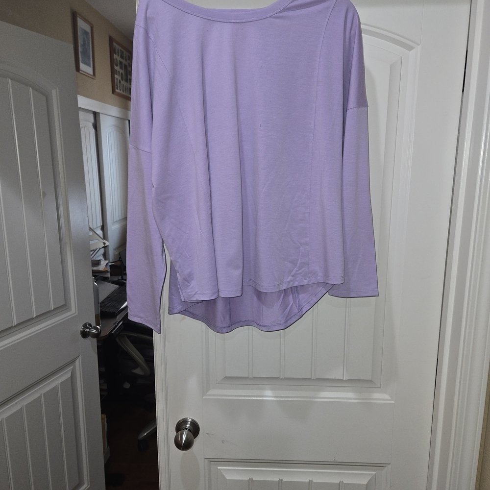 Target (All In Motion) Light Purple Long Sleeve Top Size XXL NWT